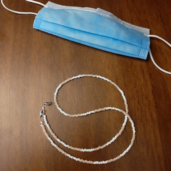 "BLM" Handmade Beaded Face Mask Lanyards "black lives matter" - Picture 4 of 5